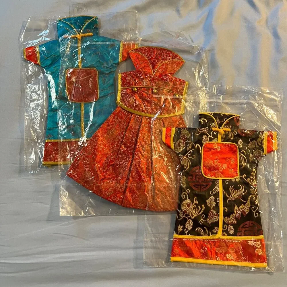 Chinese Asian Kimono Wine Bottle Covers Set of 3 Oriental Dress Brocade Decor